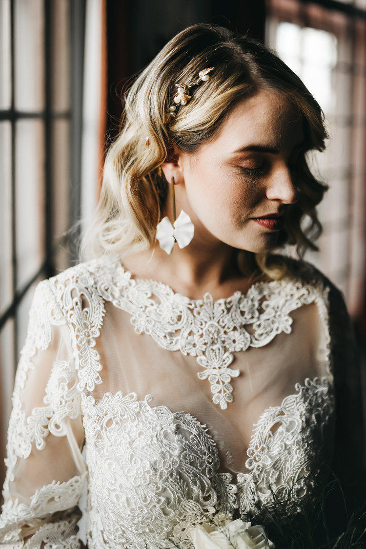 bridal statement headpiece and earrings