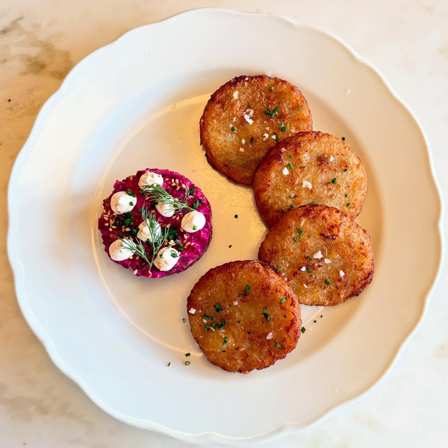 Hanukkah is upon us starting this Sunday!! Lots of beautiful latke pairings this year including beet tartare with tahini, labneh and sumac; beef tartare classico; and persimmon mostarda &amp; cr&egrave;me fraiche. Thanks @oscar_desantiago_ @chefstast