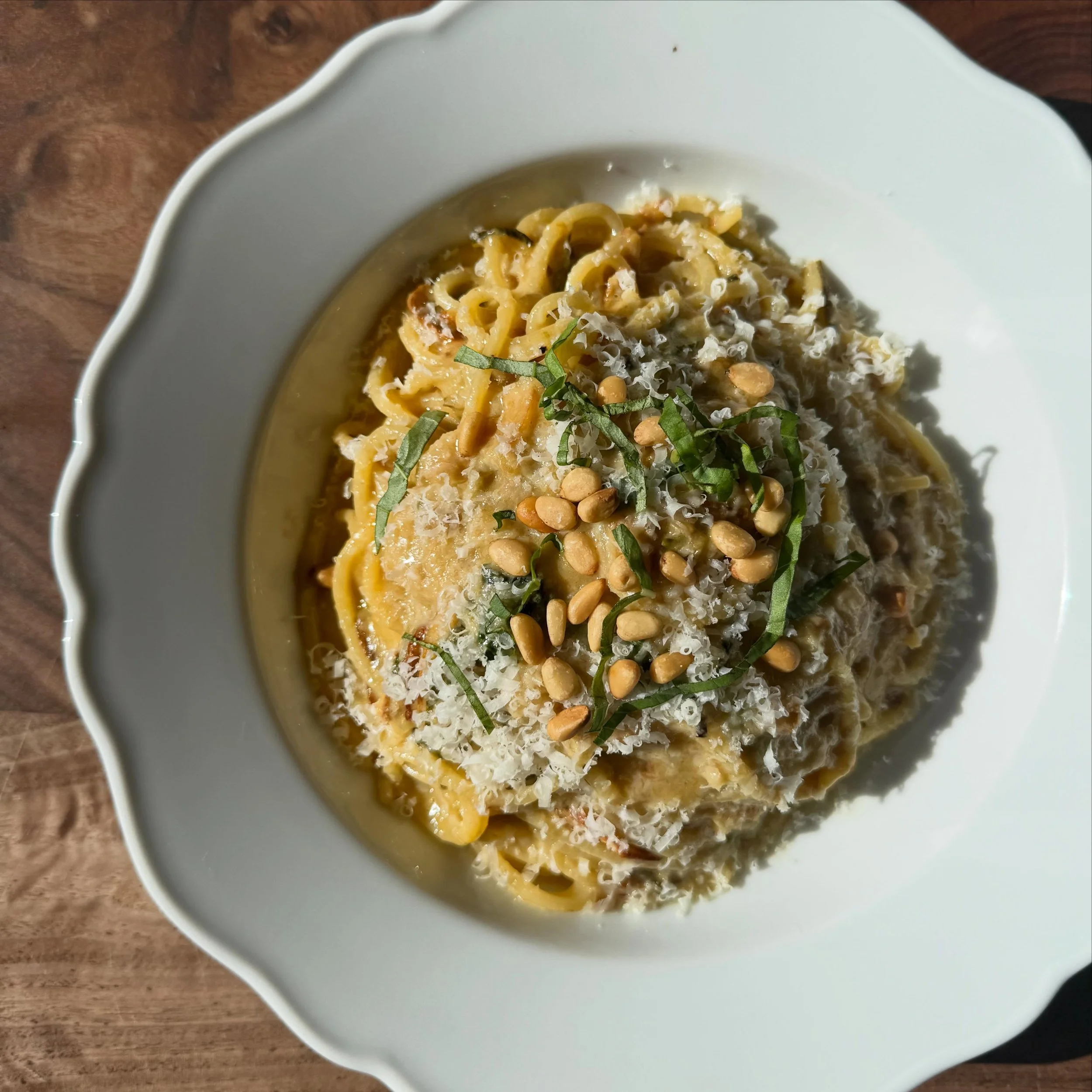 Come for the pizza, stay for the pasta. Bronze die extruded in house always, and we got a new Spaghetti style for ya. With it chef @oscar_desantiago_ is making this insane Spaghetti alla Nerano; a classic dish from the Amalfi Coast made with fried zu