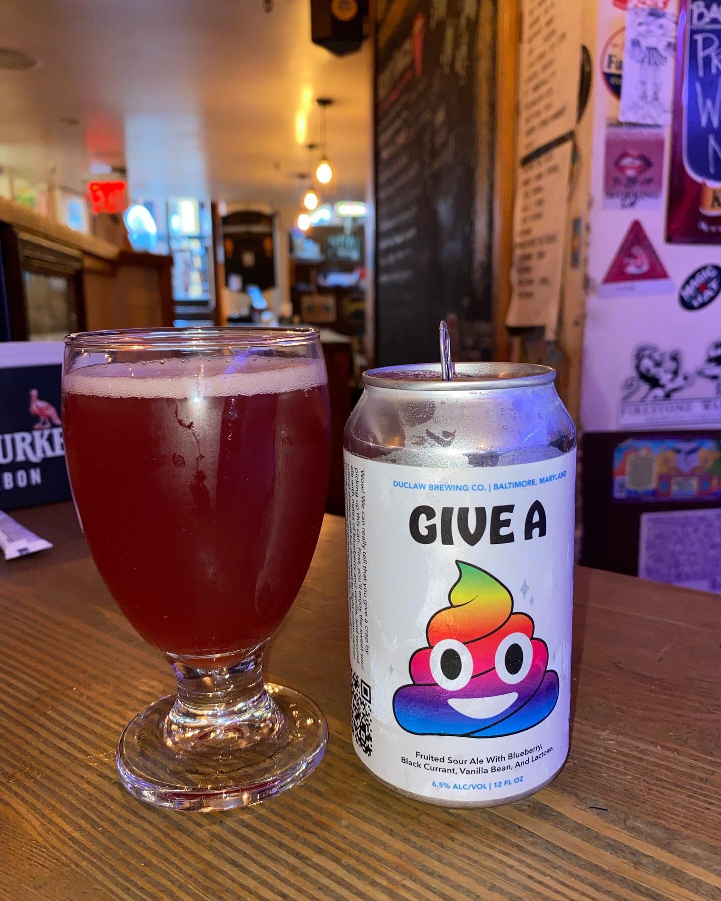 Can of the day! @duclawbrewingco &lsquo;s &ldquo;Give A 💩&rdquo;! This sour is jam packed with Blueberry, Black Currant, Vanilla Bean and Lactose! Poured into a glass you&rsquo;re going to get a deep red color with a pink head! The smell is sweet wi
