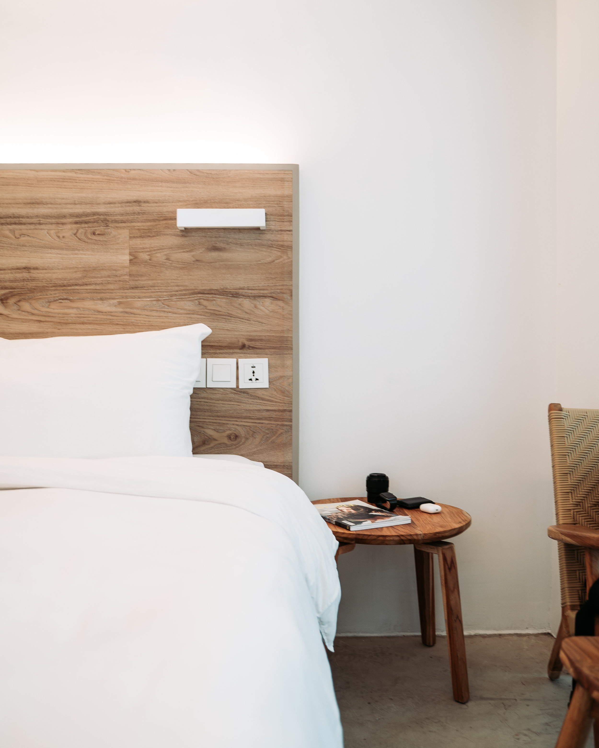 Free vs Paid Accommodation