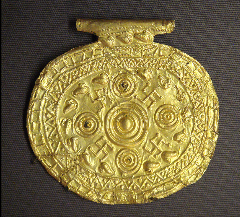 etruscan pendant.png