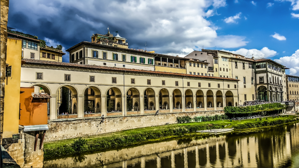 uffizi facade .png