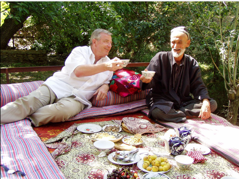 eating uzbekistan style.png