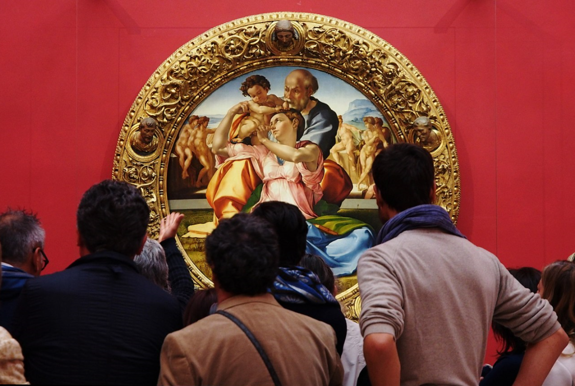 michelangelo doni tondo with visitors.png