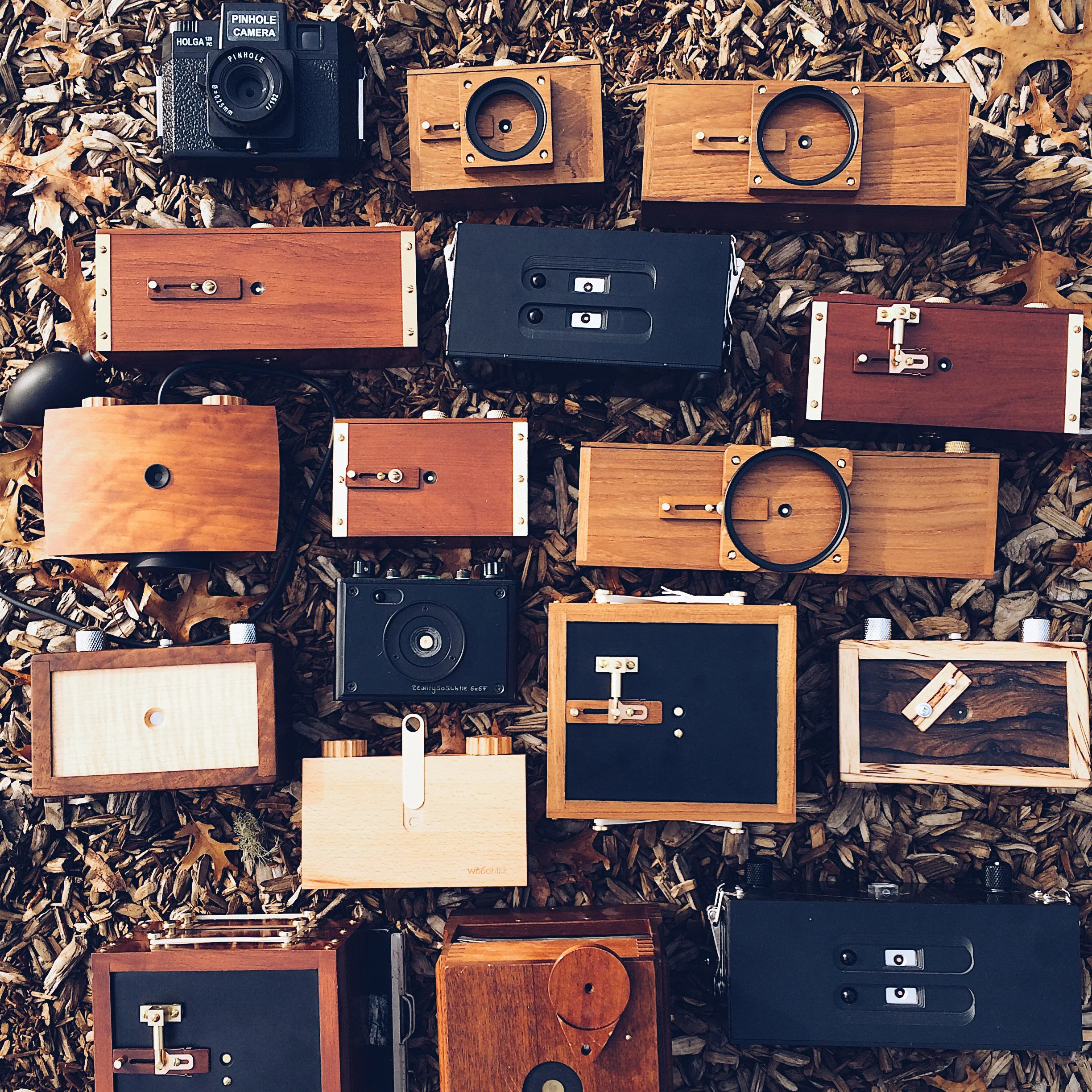 On pinhole, Part 1: What you gain when you give up your lens