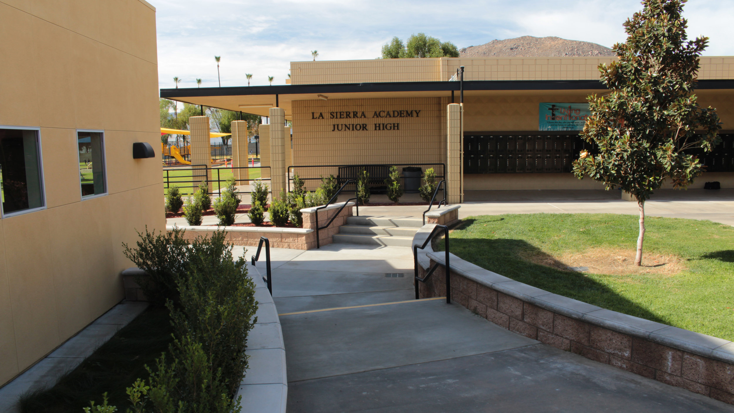 la sierra academy riverside