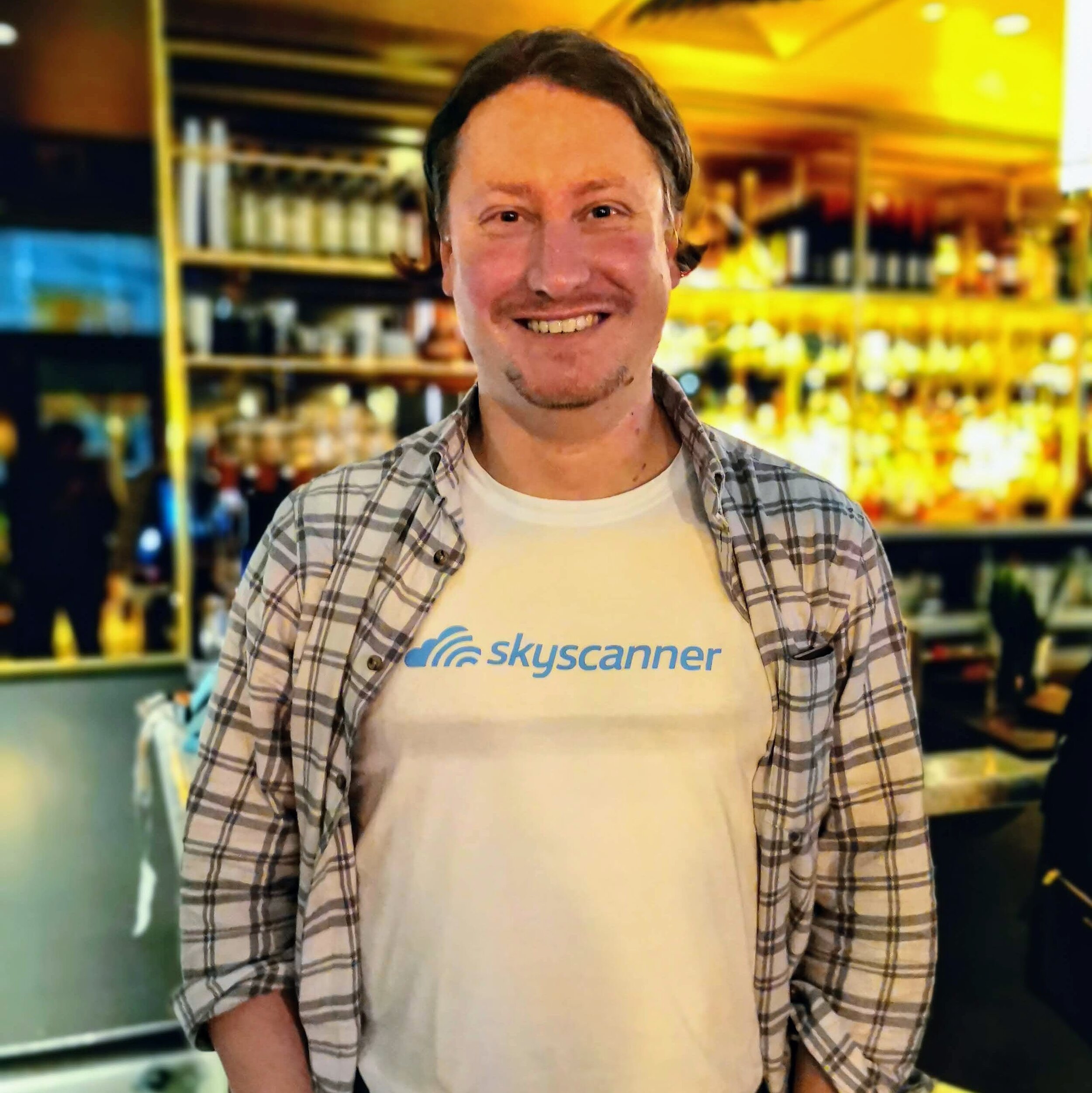 Skyscanner Logo White 01 15 Matteo S T Shirt A Day Tech Travel Geeks