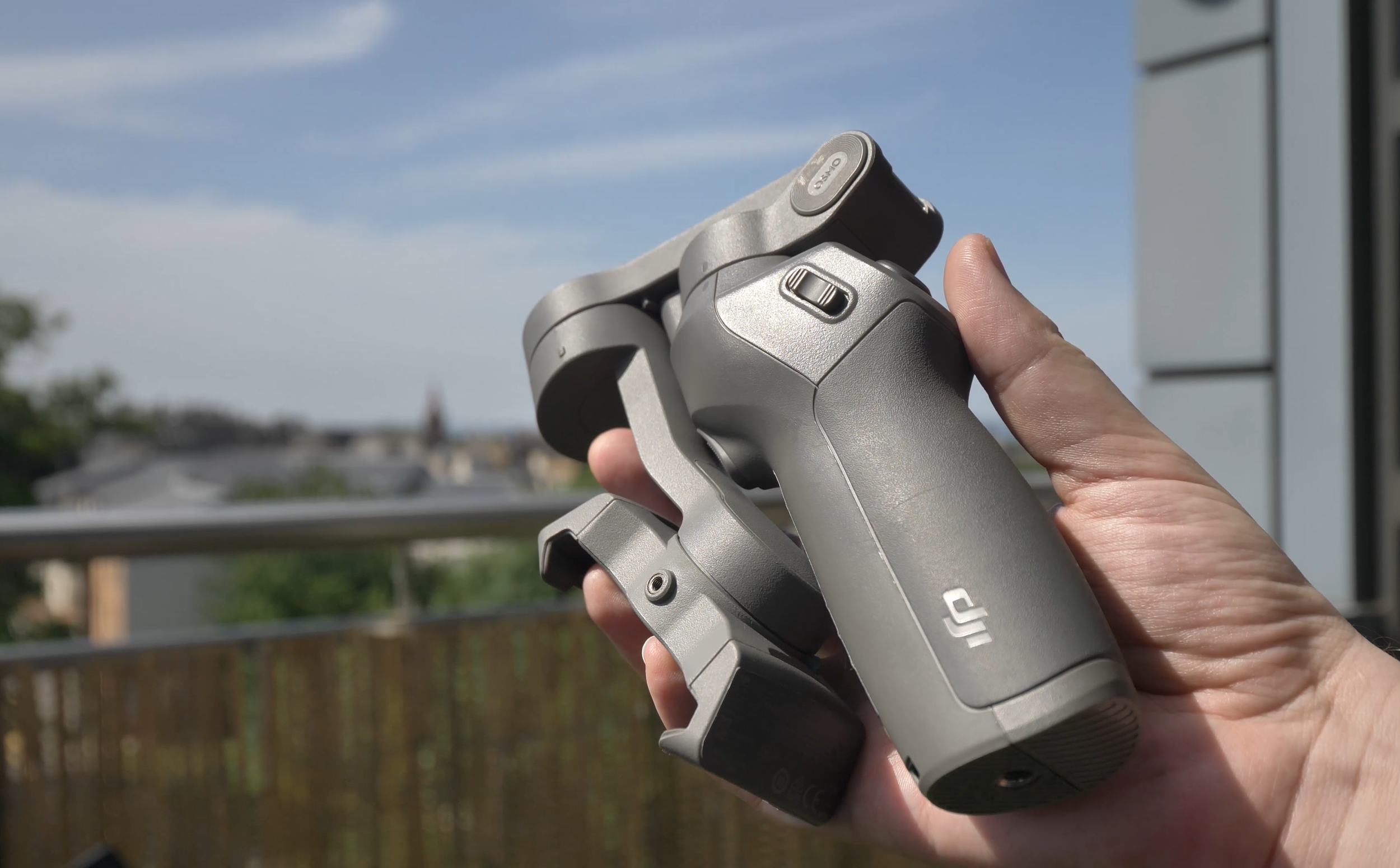 DJI Osmo Mobile 3 Combo Review - Excellent Phone Stabiliser — Tech Travel