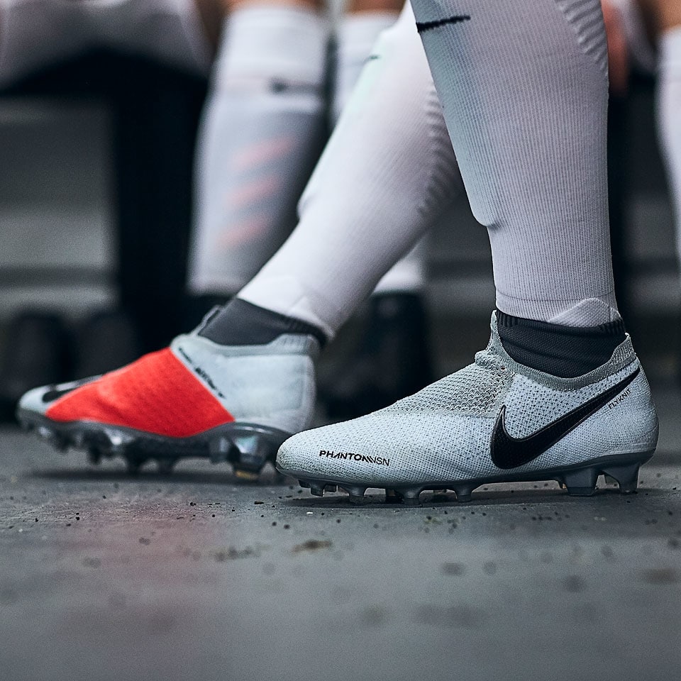 KamiReviewKan: Nike Phantom Vision Elite DF — PadangBolaSepak