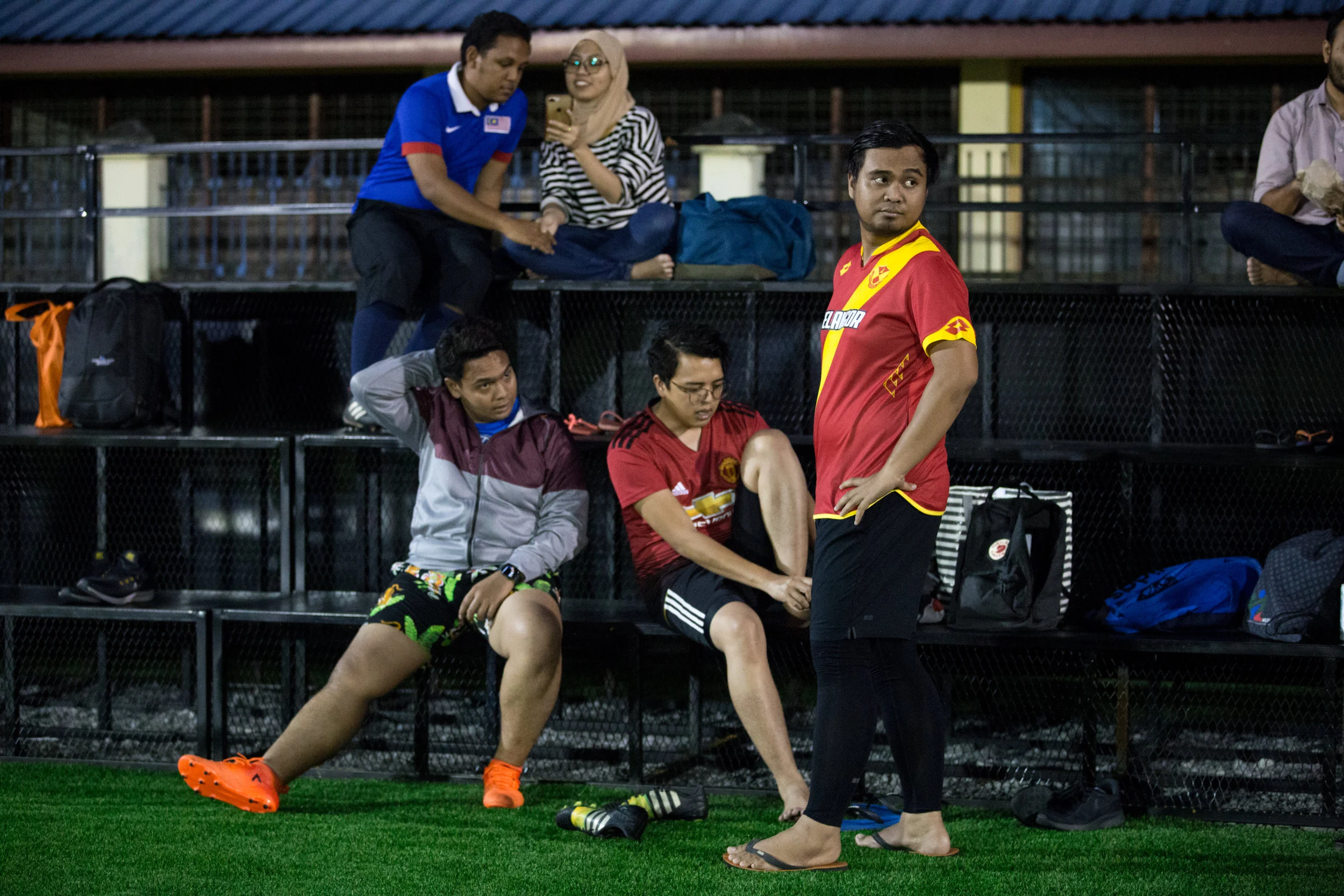 Liga Gila Presents Rekreasi Bola 8 : Night One of Twelve