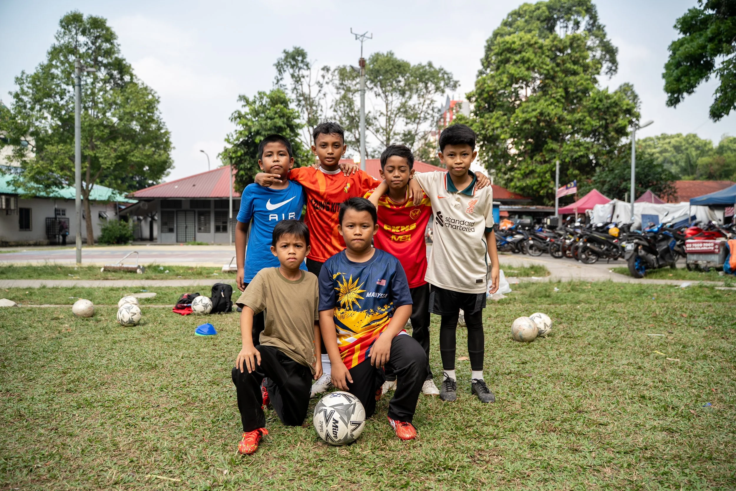 LS Juara BS-122.jpg
