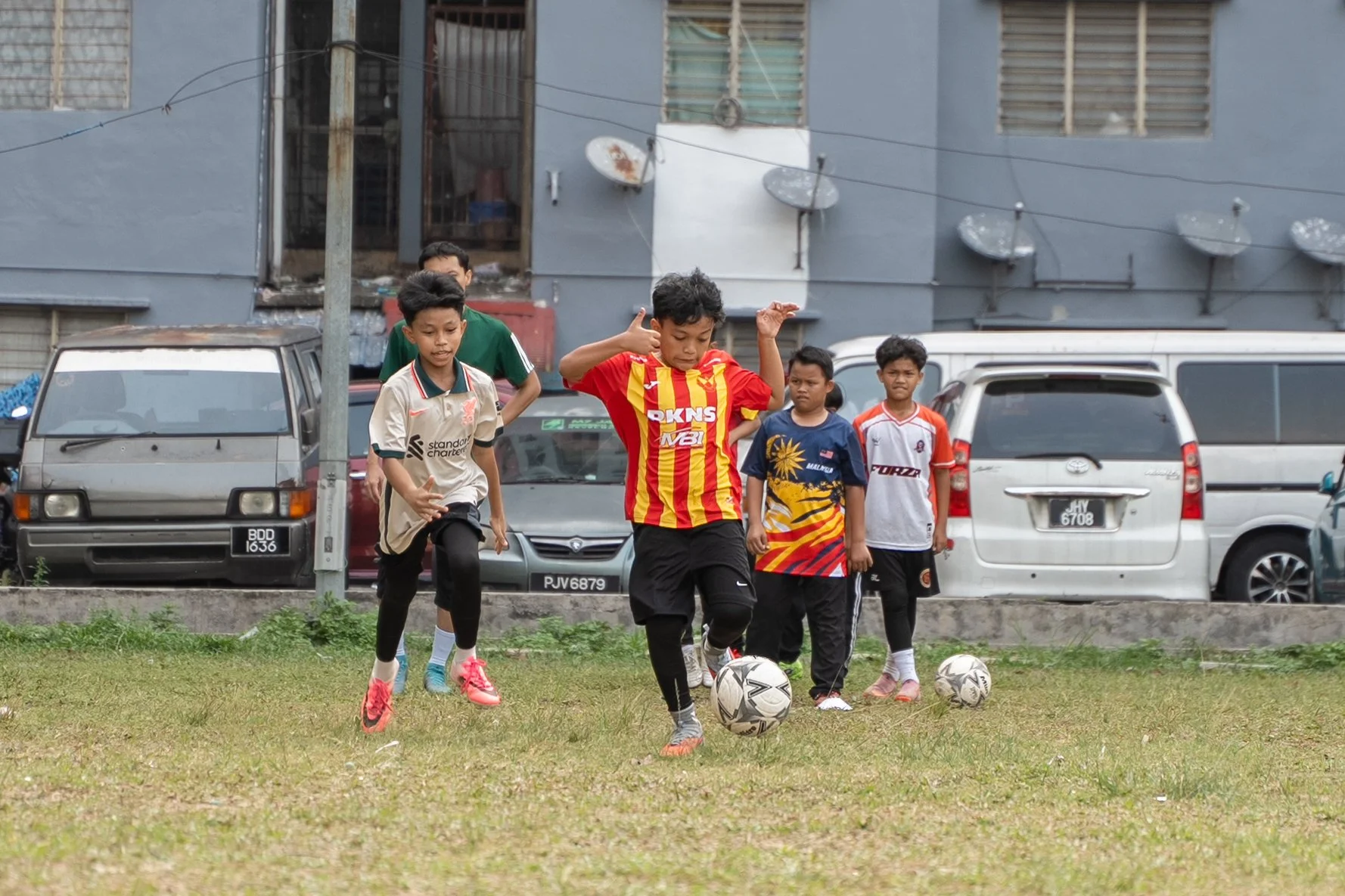 LS Juara BS-70.jpg