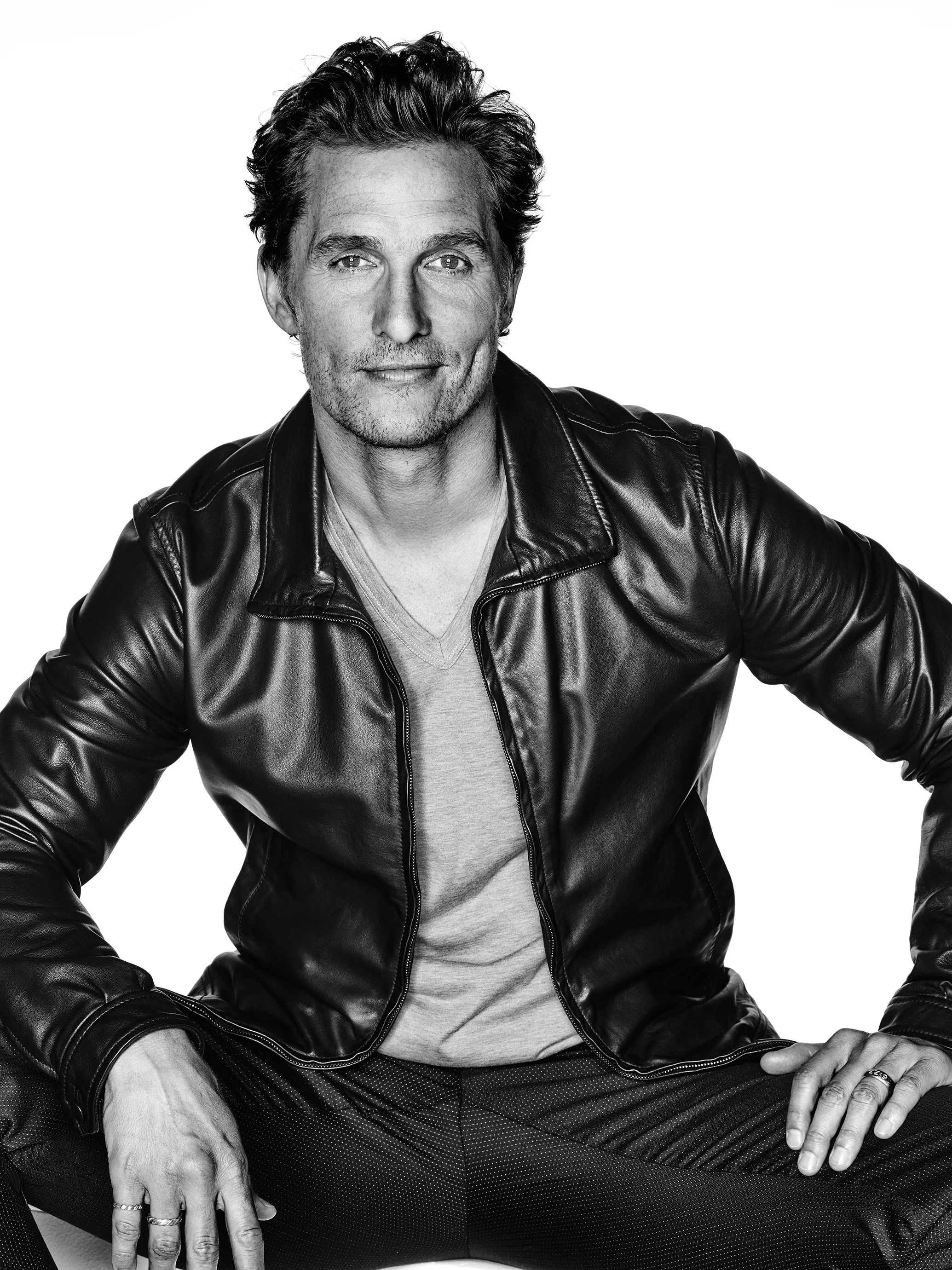 LOPTIMUM_MCCONAUGHEY_SHOT_5_025_R2_RGB.jpg