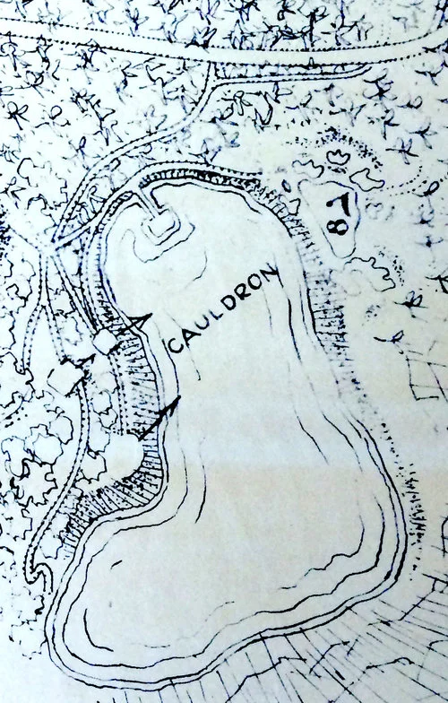 Thompson's 1933 survey plan of the Cauldron drawn with 6 bunkers.