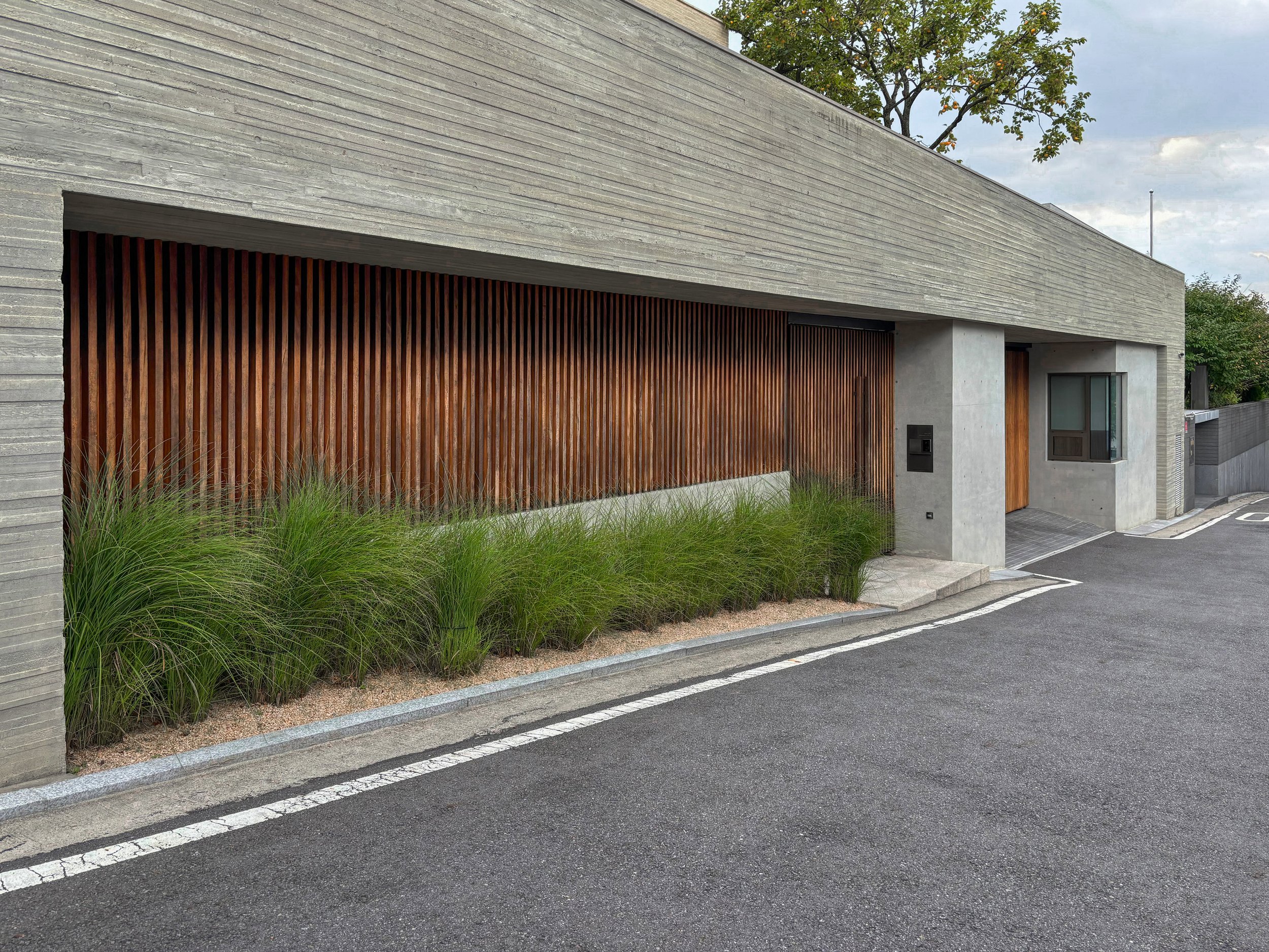 외관_김샘사진_1 copy.jpg