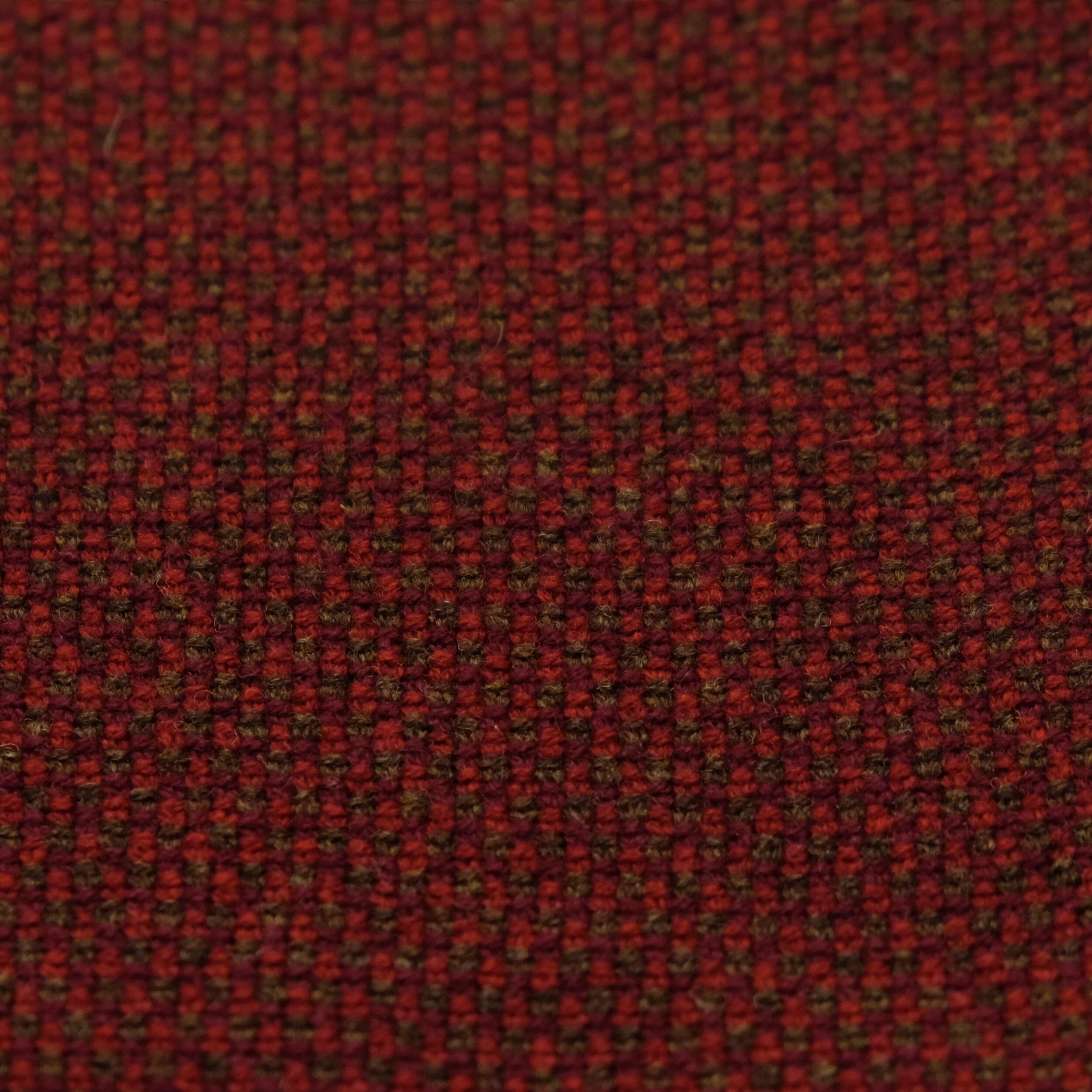 M18-10 Birdyseye Sweater 100% Lambswool Claret.jpeg