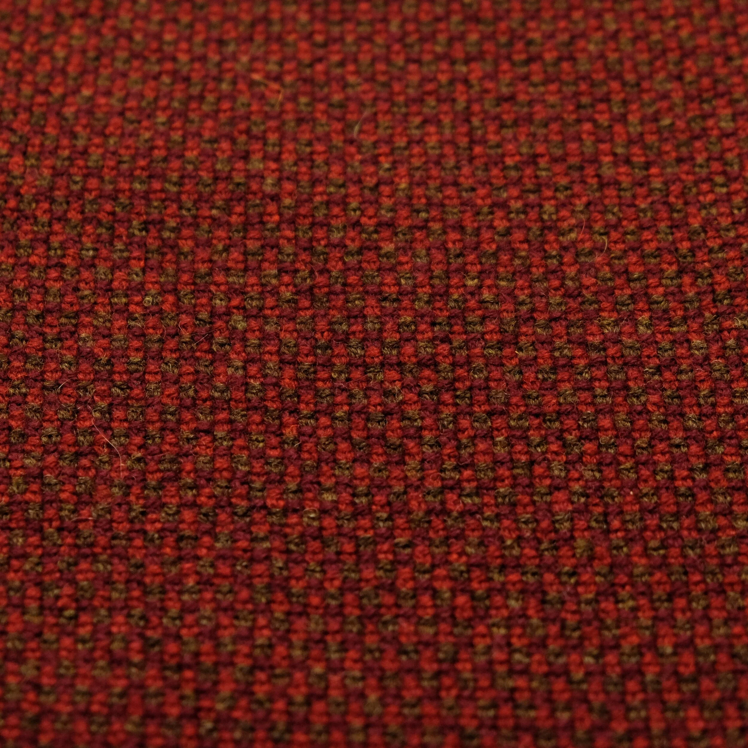 M18-10 Birdyseye Sweater 100% Lambswool Rust.jpeg