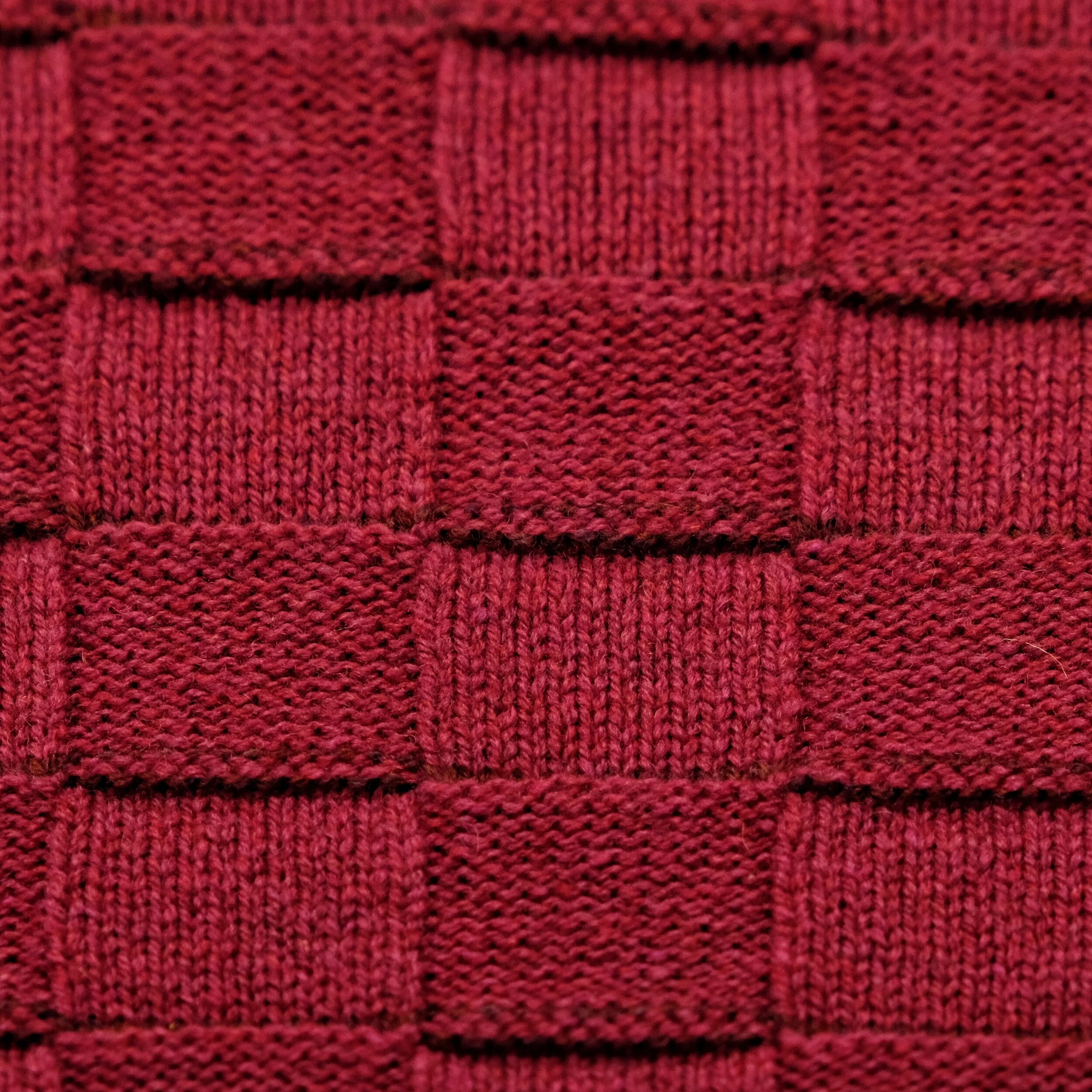 M20-239 100% Lambswool Maroon.jpeg