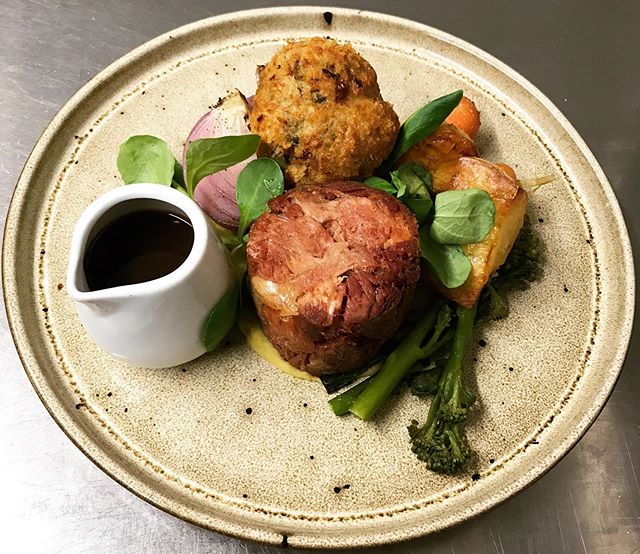 Braised ham shank #selkirkarms #hotel #kirkcudbright #dumfriesandgalloway #scotland #instagram #instafood #scottishfood