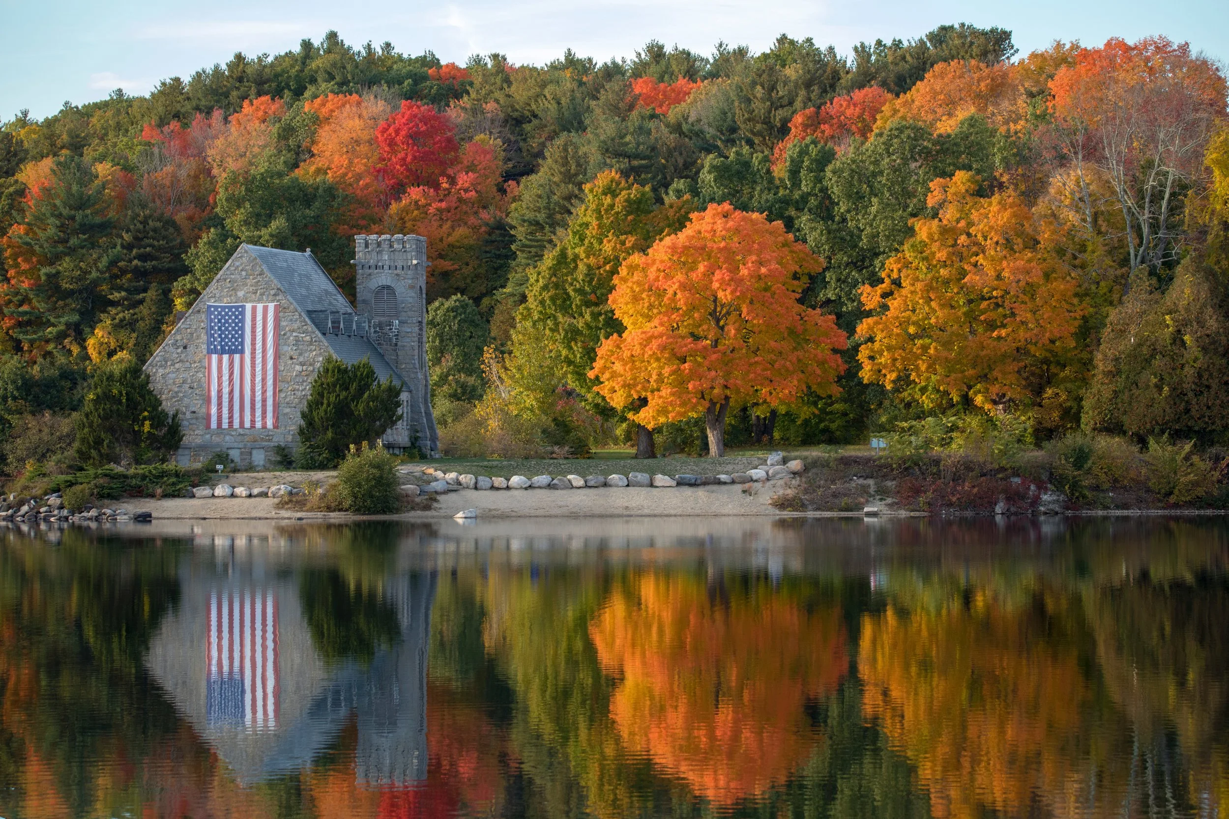 Website - Unsplash - American flag and scenery.jpg