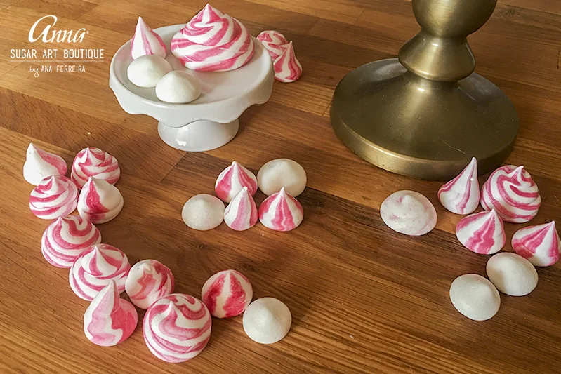 strawberry_meringues_1.jpg