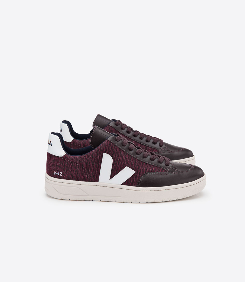 VEJA_V-12_CANVAS PIXEL_BURGUNDY_BURGUNDY_WHITE_lateral_par.jpg