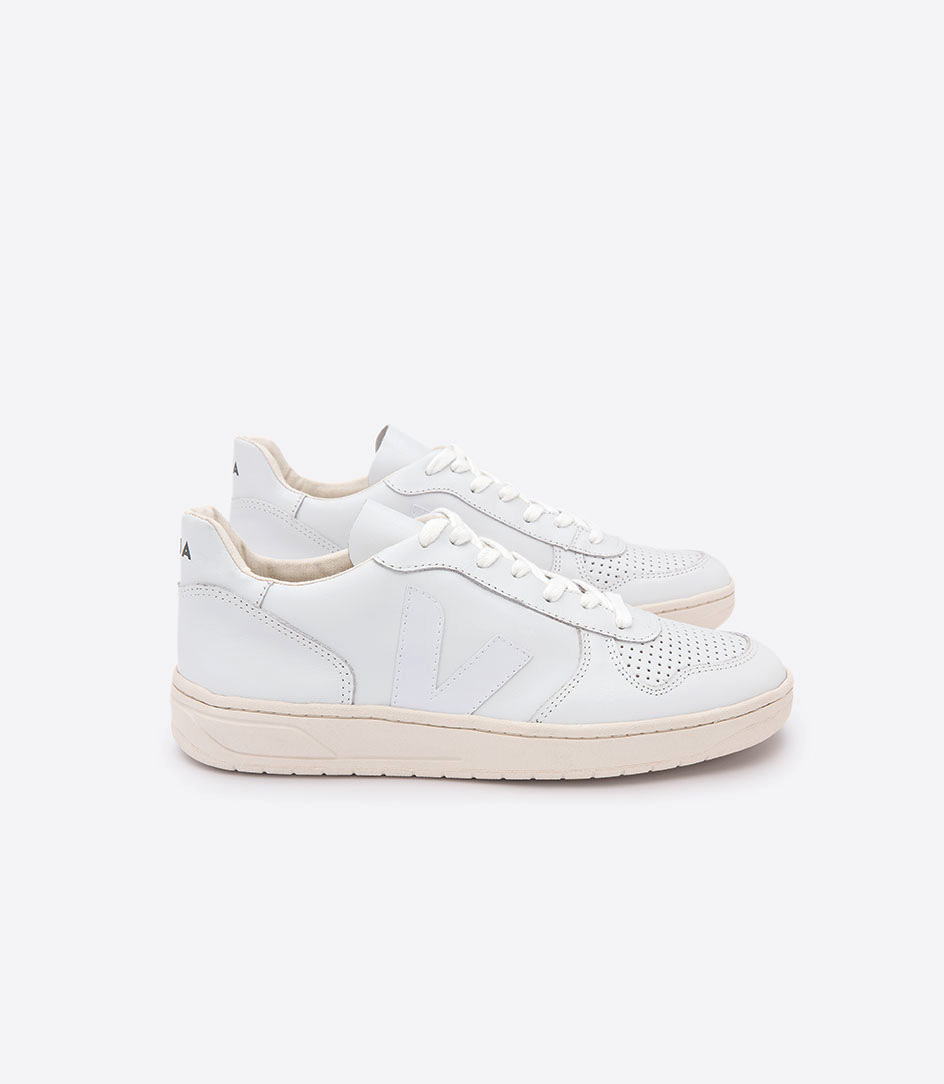 VEJA_V10_LEATHER_EXTRA WHITE_EXTRA WHITE_lateral_par.jpg