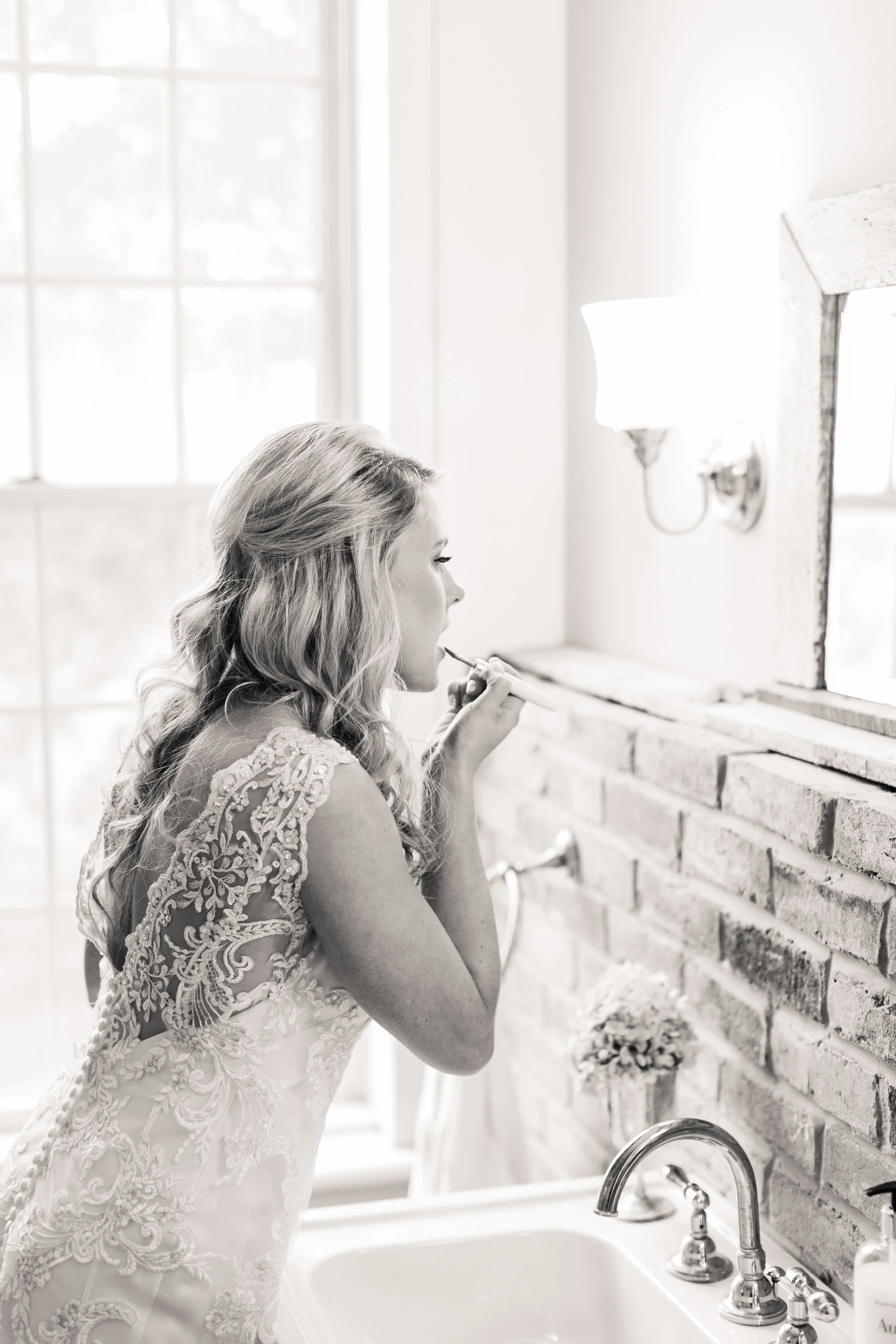 I'm Laura Marie Photography