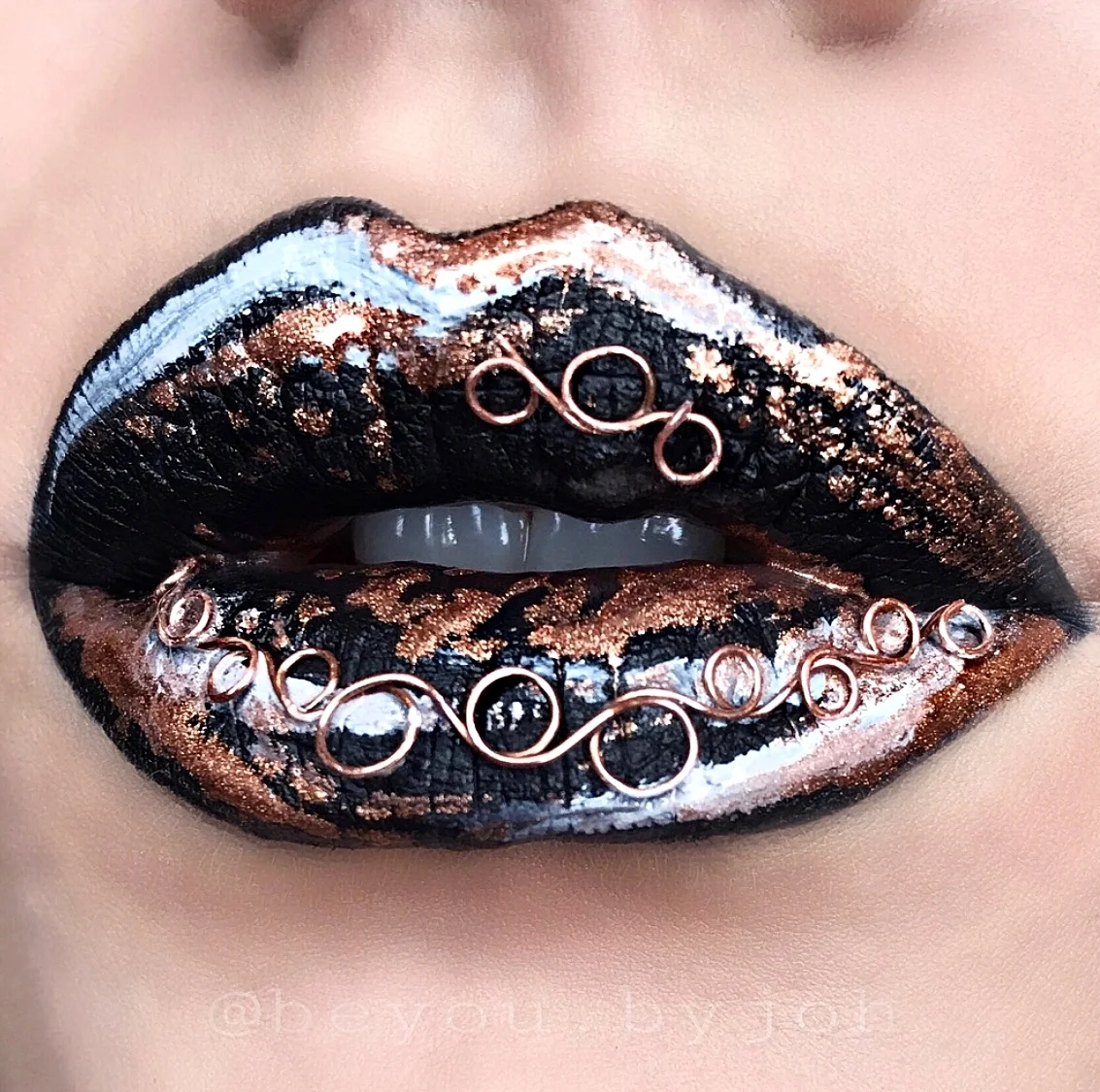 Steampunk Wire work, liquid gold, black & white