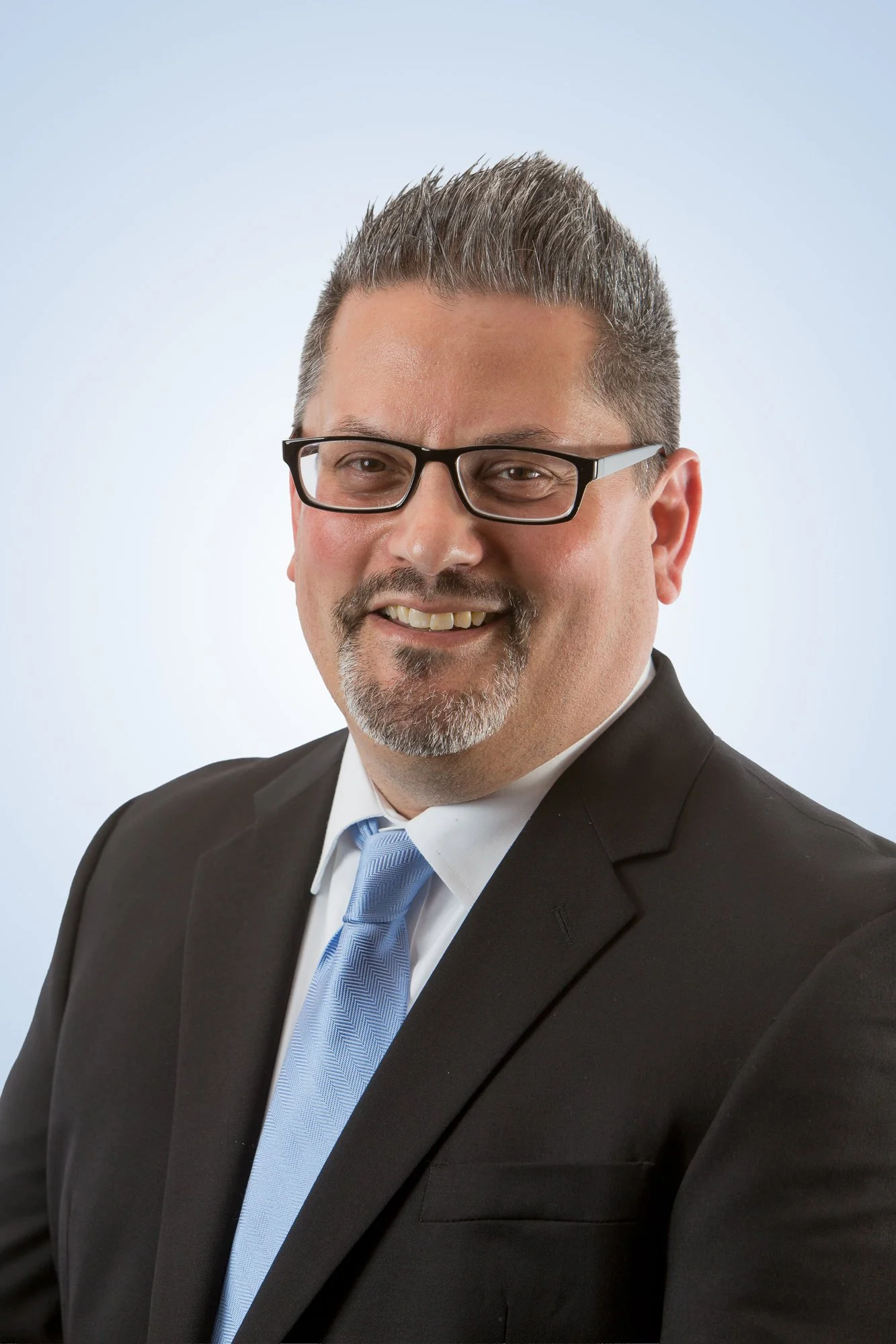 jamesgoulden-headshots2026-15.jpg