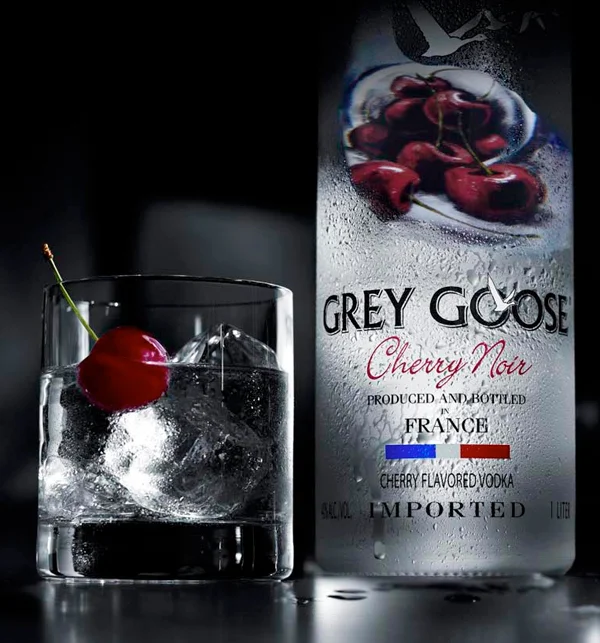 Grey-Goose-Cherry-Noir2.jpg