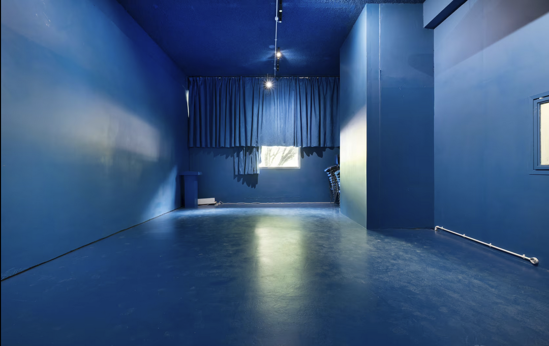 blueroom3.png