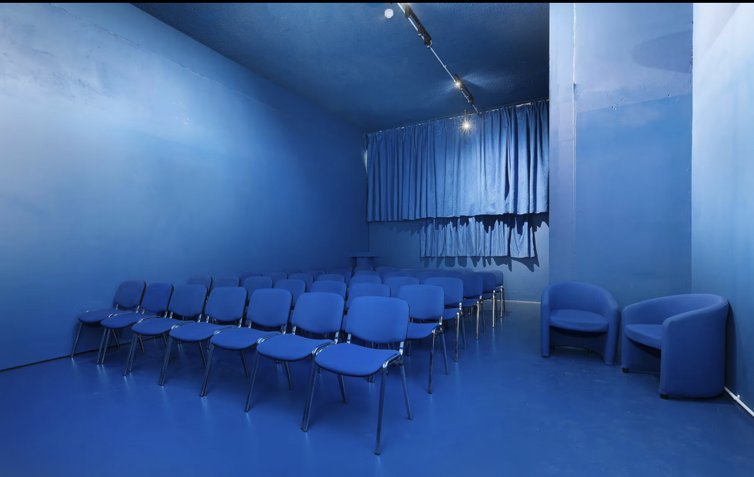 blueroom2.png