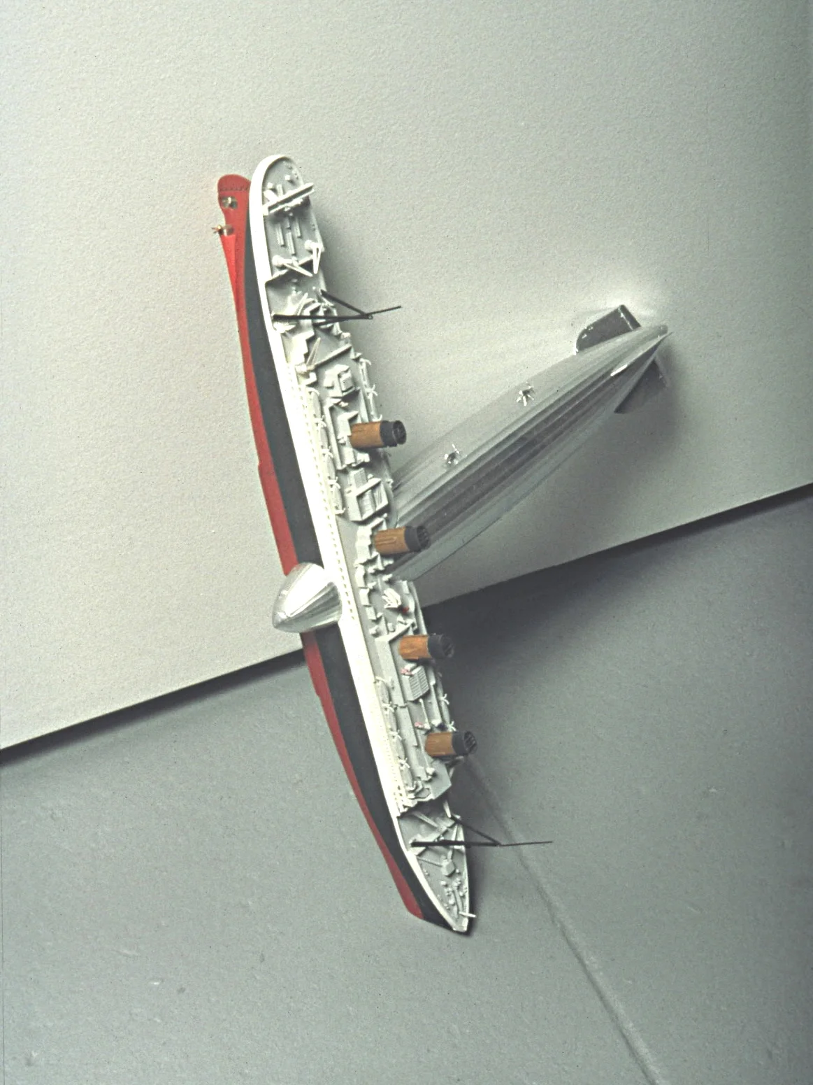titanic.JPG