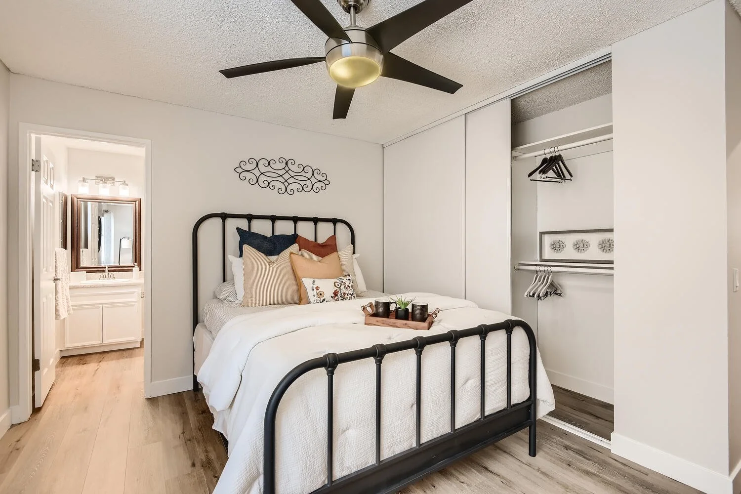 Stonewood Apartment Homes