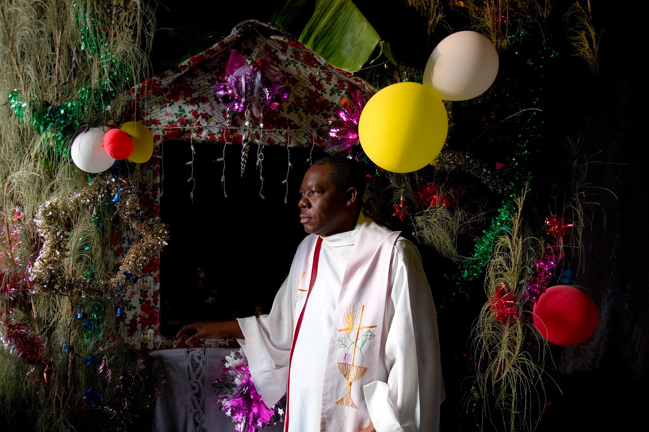 Priest with Creche (Boucan Carre, 01/18/09)