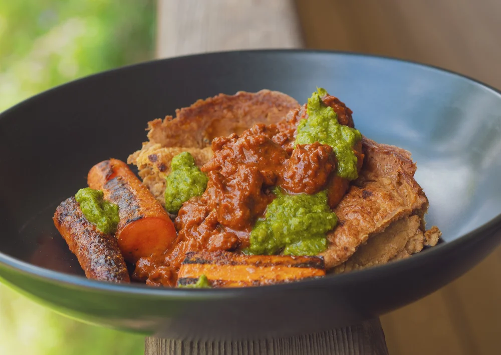  A healthy meal can be as simple as maximizing flavor while minimizing meat. 