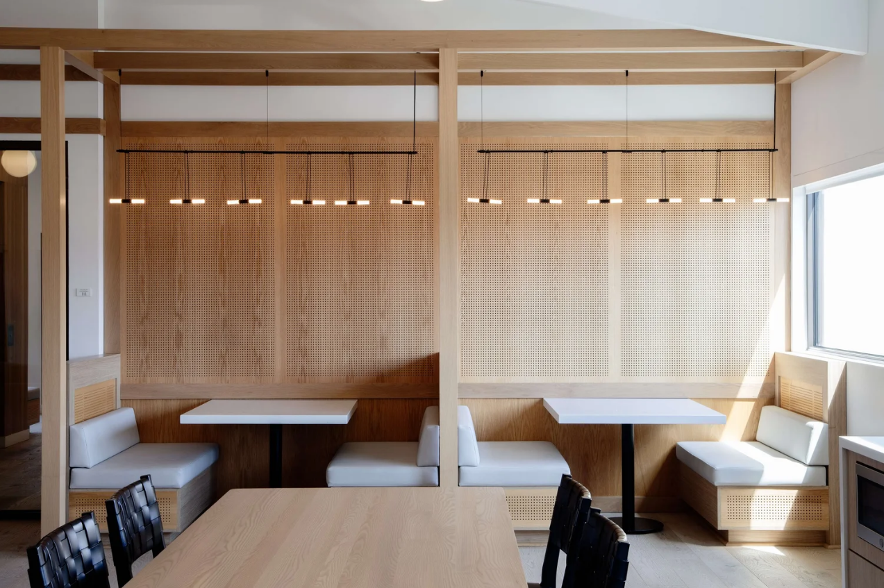 ARTISAN CROSSING#Belmont