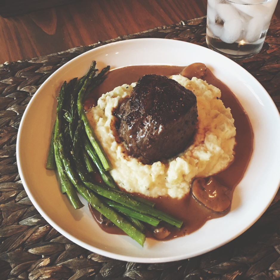 Filet Mignon ( Tenderloin ) with Mashed Potato + Mushroom Gravy