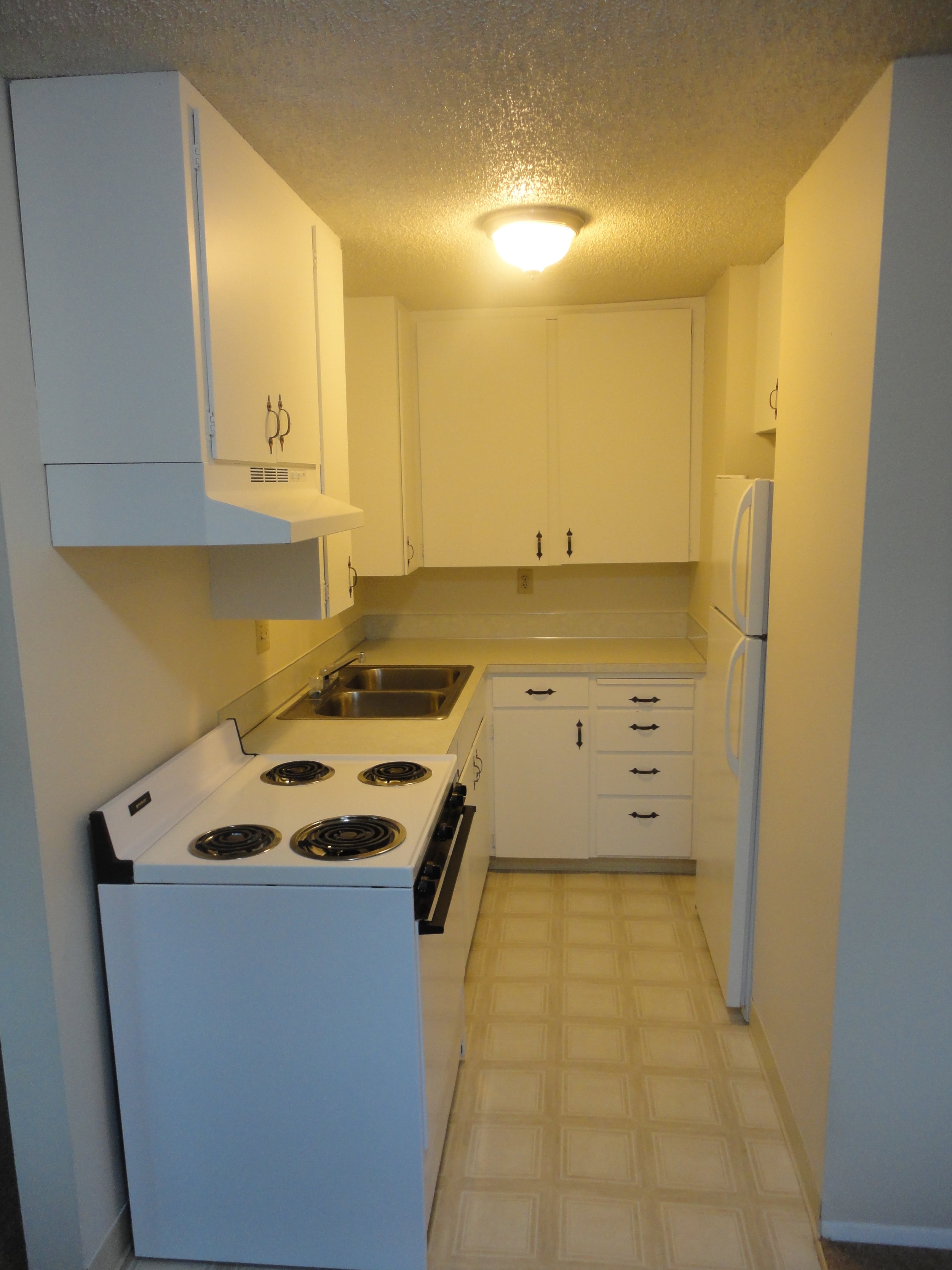 kitchen interior 2.jpg