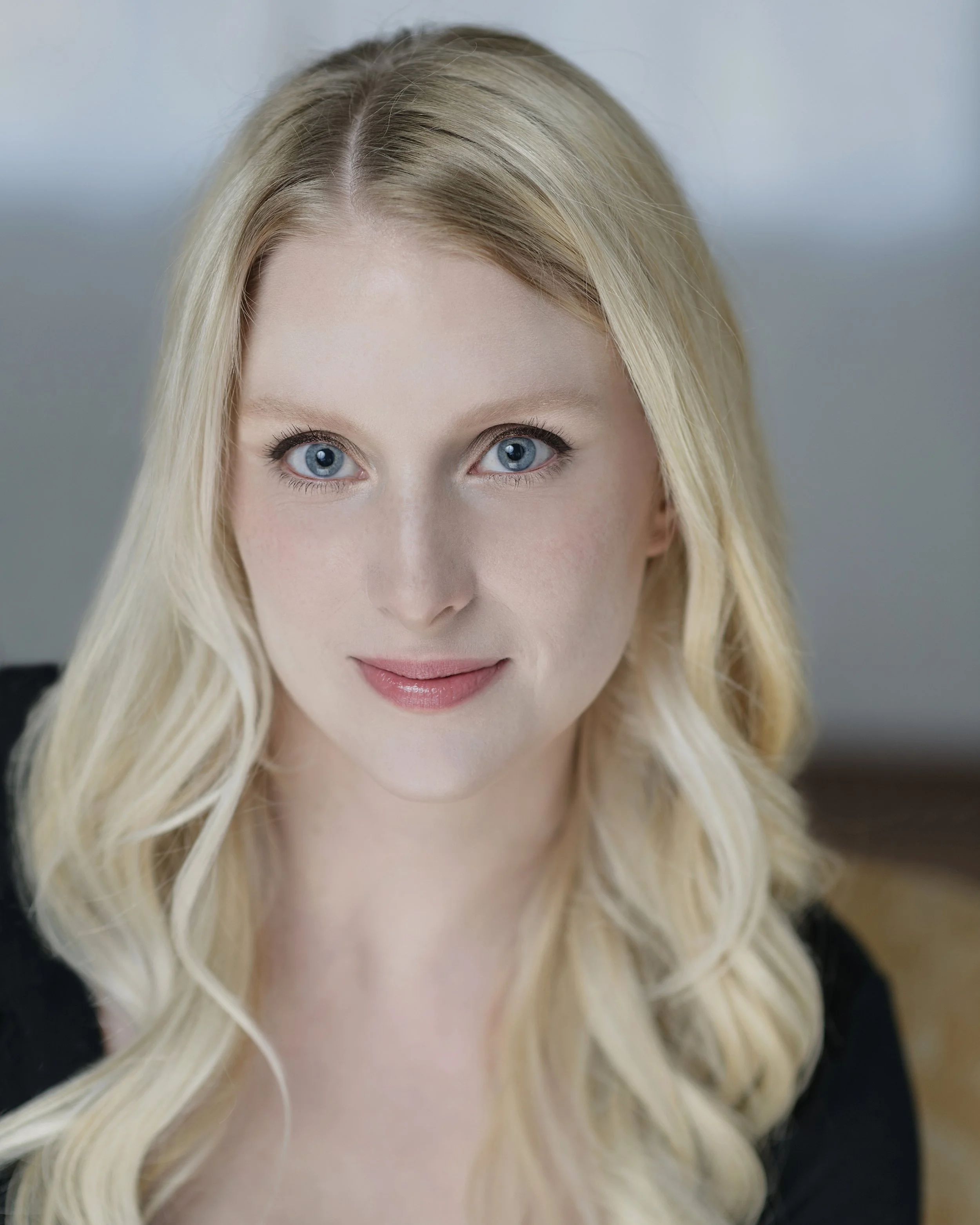 Uncropped Headshot 2022.jpg