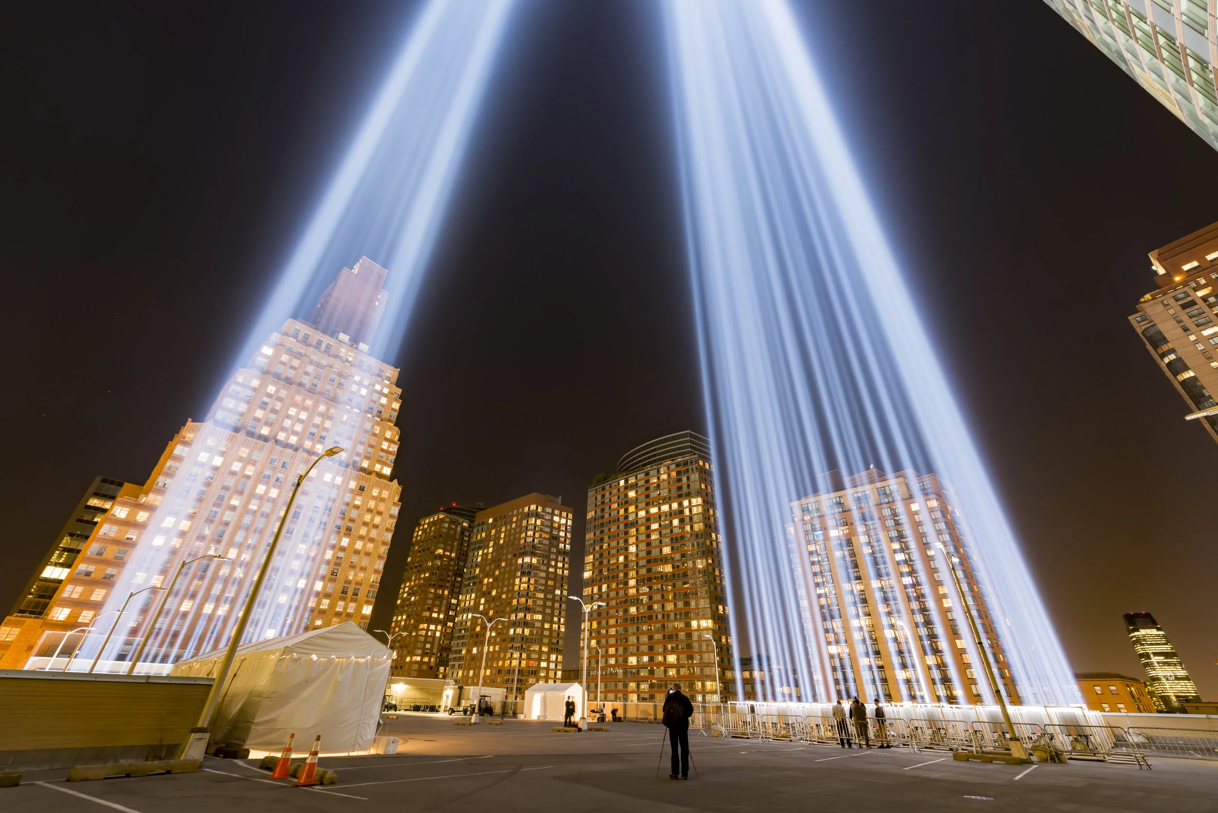 September 2017 I had the amazing opportunity to visit the Tribute of light installation that can be seen across all of New York, It is a memorial to the lives lost in the terrorist attack on the World Trade center. This was taken on the roof of the …