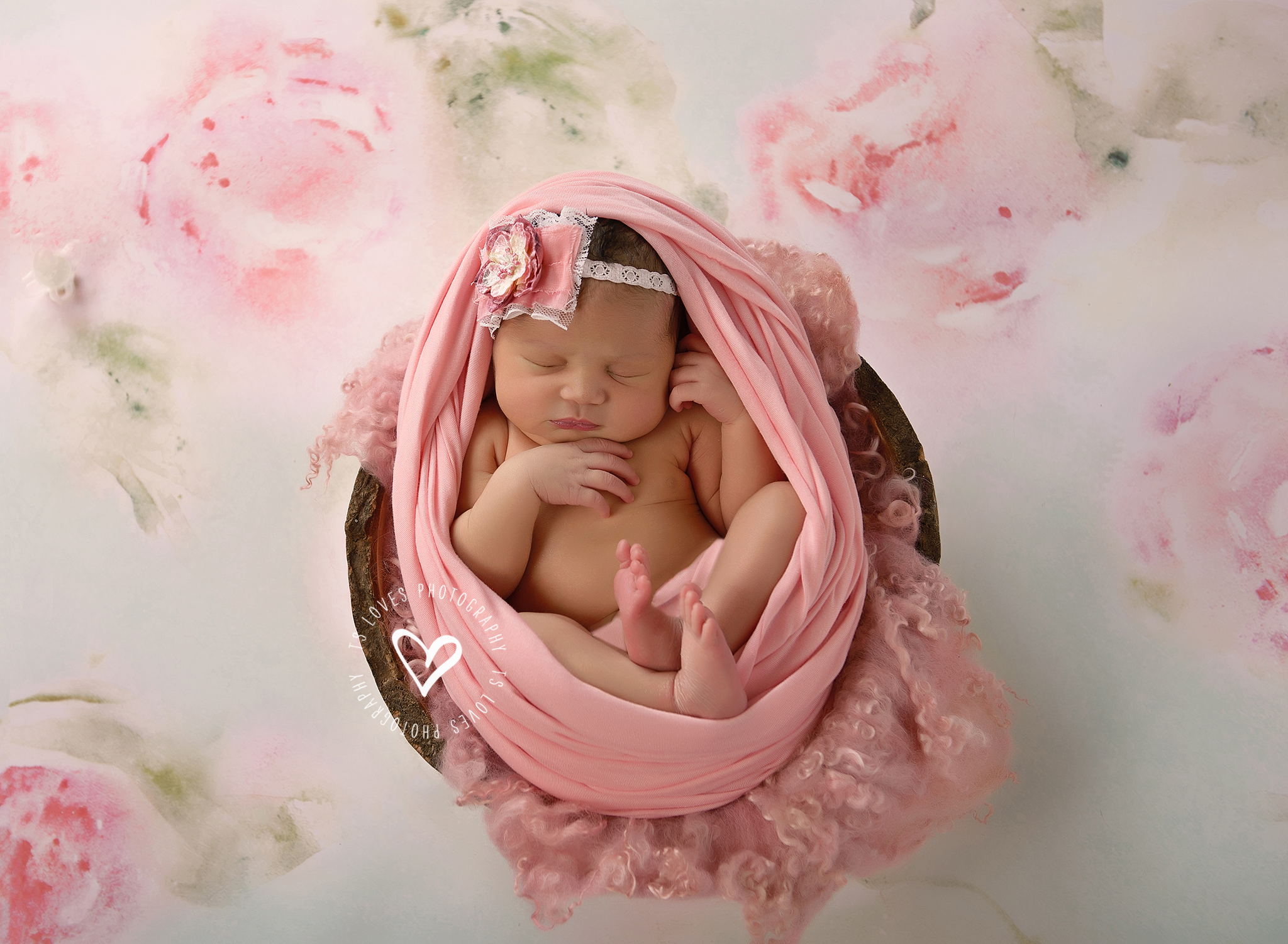Nappanee Indiana newborn baby girl.jpg