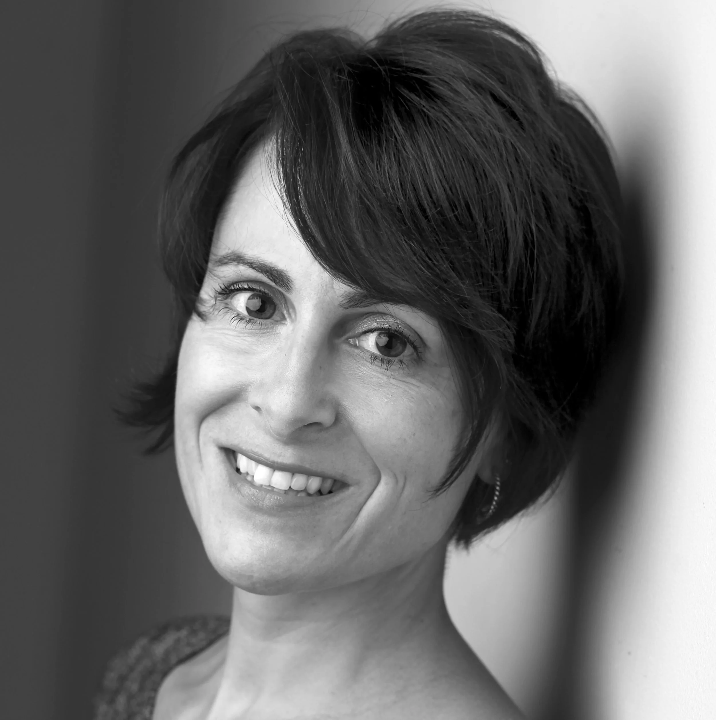 Kathe Borra Headshot.jpg