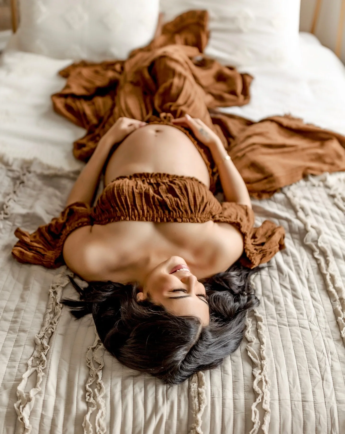 Expecting mamas...my &ldquo;cozy winter minis&rdquo; are coming up on January 25 and perfect for a a simple maternity session in the studio. Don&rsquo;t forget I have gorgeous dresses {including this one} in my client closet that will beautifully com