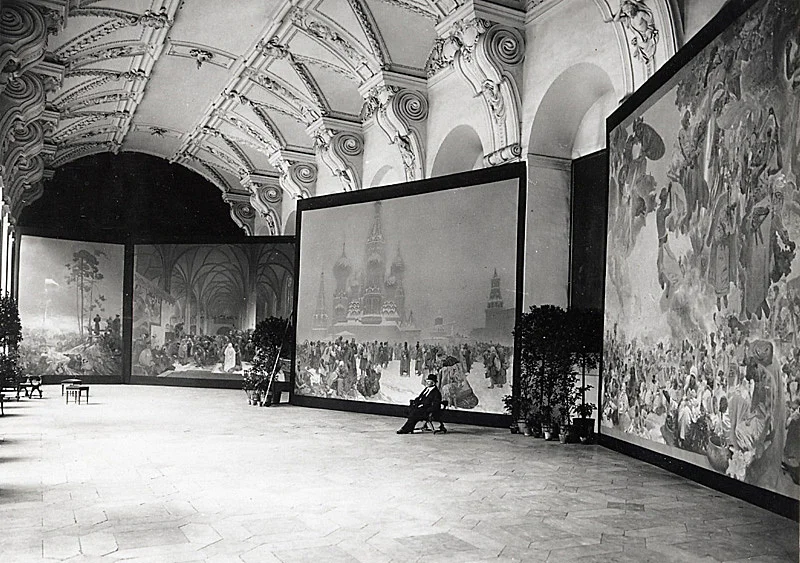 mucha1.jpg
