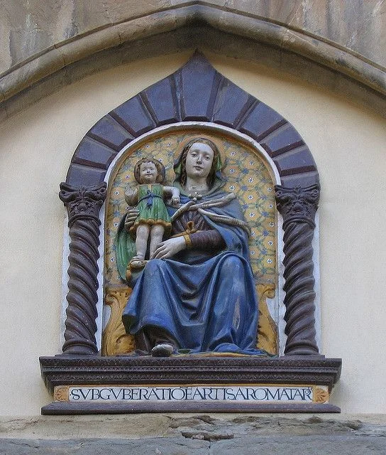 Florentine Street Shrines - Can We Do This Today? Will Today's Della Robbia Please Step Forward?