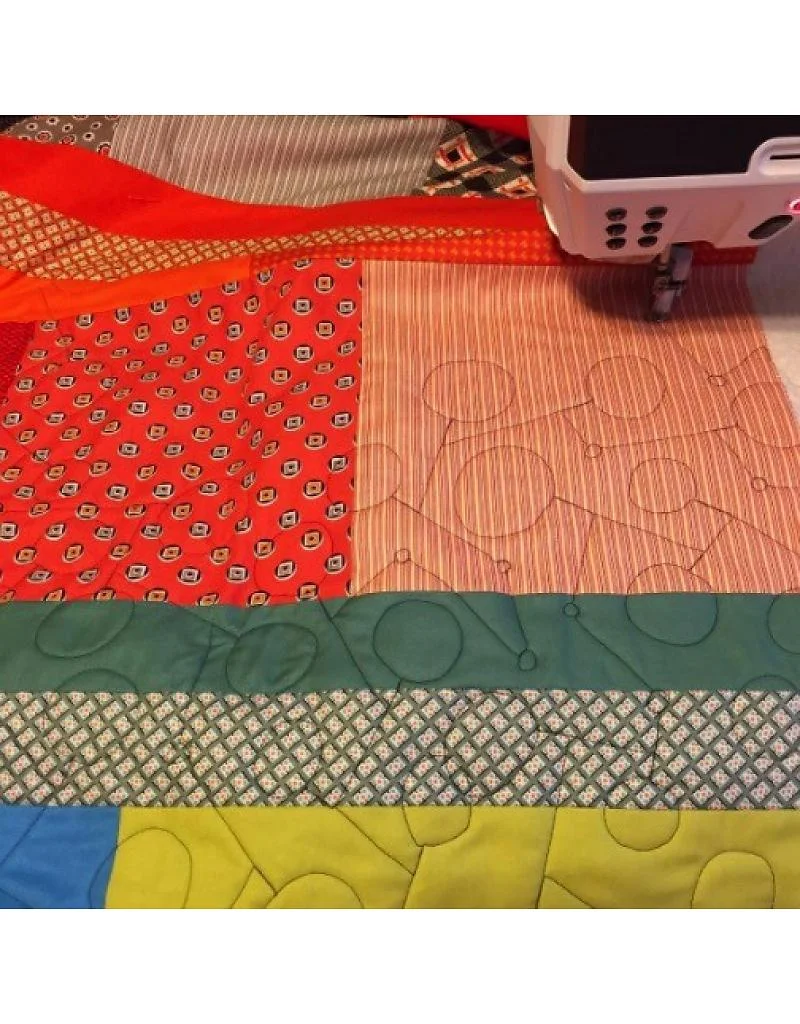 dora-cary-06-17-sat-free-motion-quilting-class-on5.jpg