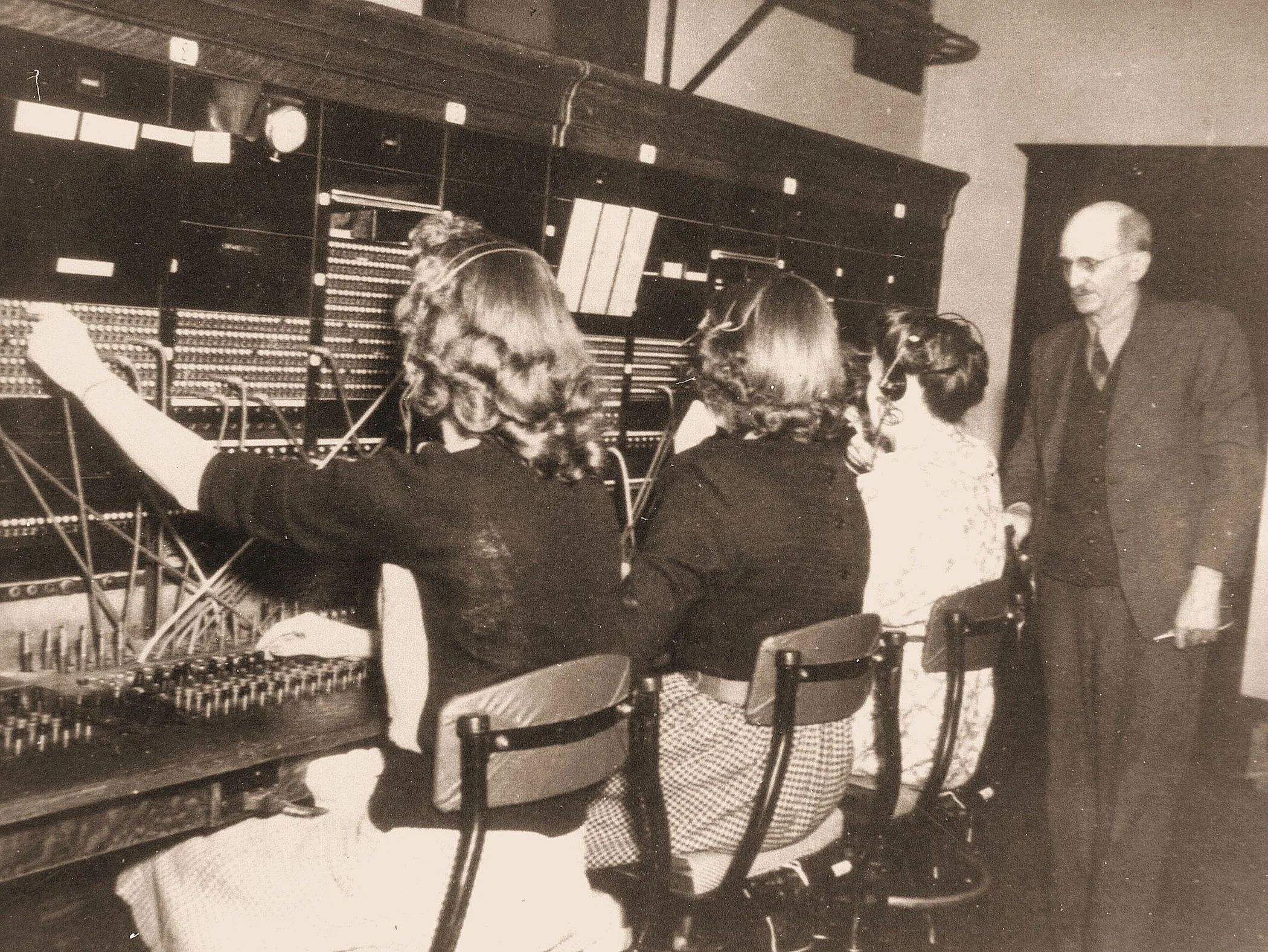 Reedsburg Operators ca. 1940s